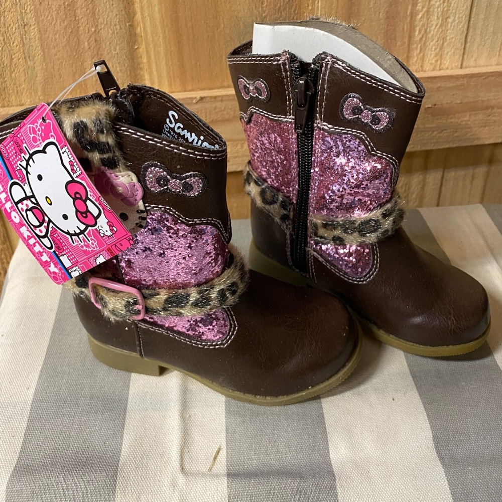 Hello kitty boots